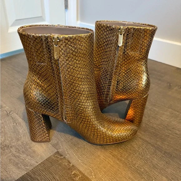 Sam Edelman Gold Daria Block Heel Boots 6.5 - Picture 4 of 5